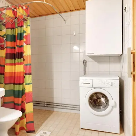 2ndhomes Cozy 1br With Sauna & Balcony *
